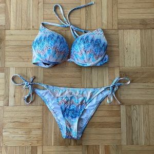 Victoria’s Secret Push-up Bikini